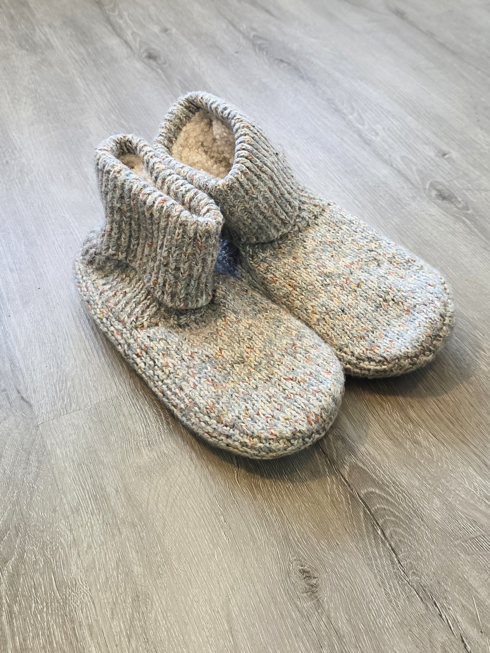 Bombas Women's Heathered Knit Sherpa Lined Slipper Boots Size Medium 8/10